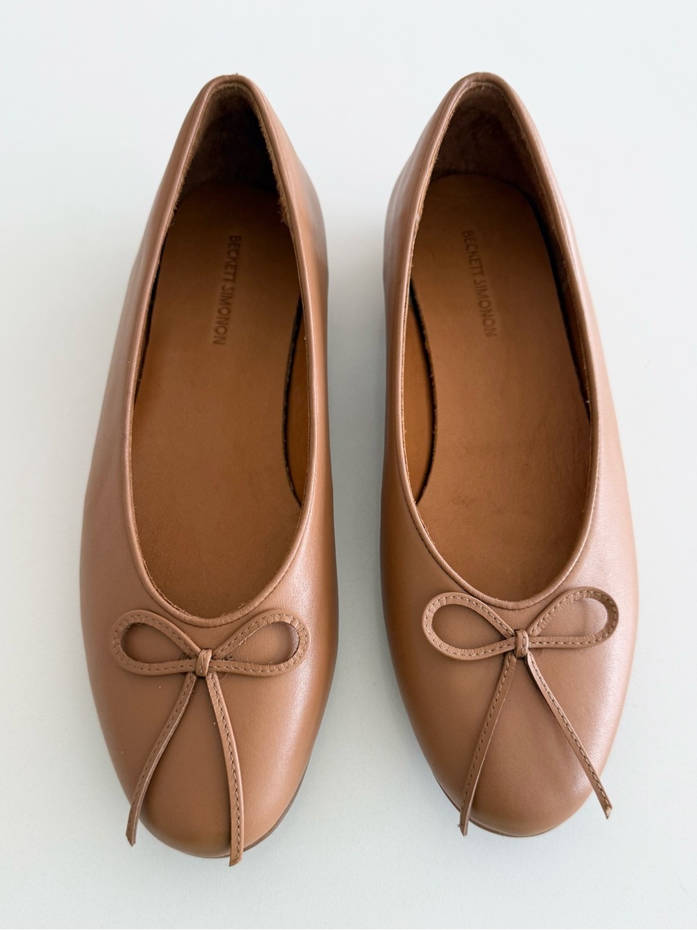 NWOB Beckett Simonon Mona Ballet Flats in Toffee NEW 7.5
